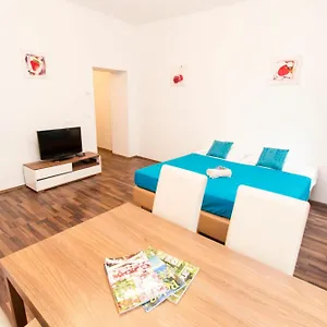 Haberlgasse Apartment Vienna